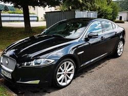 Schwarz Gebraucht 2014 Jaguar XF Portfolio Limousine | 9.300 € (Guter Preis)