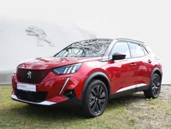 Lackierung elixierrot/typ ver Gebraucht 2022 Peugeot e-2008 GT SUV | 24.990 €