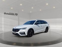 Weiß Gebraucht 2022 Skoda Octavia RS Kombi | 23.220 € (Superpreis)