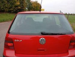 Schwarz Gebraucht 2001 VW Golf IV Basis Kombi | 1.400 € (Fairer Preis)