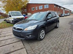 Grau Gebraucht 2010 Ford Focus Viva Limousine | 1.150 € (Superpreis)