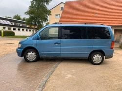 Blau Gebraucht 1998 Mercedes V280 Van / Kleinbus | 5.123 €