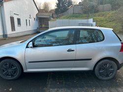 Silber Gebraucht 2006 VW Golf V Kleinwagen | 2.350 € (Guter Preis)