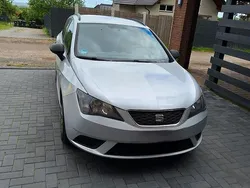 Silber Gebraucht 2016 Seat Ibiza ST Kombi | 6.300 € (Fairer Preis)
