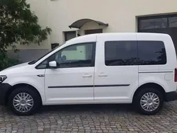 Weiß Gebraucht 2019 VW Caddy Trendline Van / Kleinbus | 14.950 € (Etwas zu teuer)