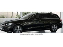 Obsidianschwarzmetallic Gebraucht 2025 Mercedes C300e Avantgarde Kombi | 47.600 € (Teuer)