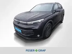 Deep black perleffekt Gebraucht 2024 VW Tiguan Life SUV | 39.940 € (Etwas zu teuer)