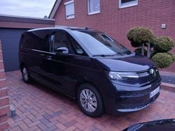 Blau Gebraucht 2024 VW Multivan Van | 46.600 € (Superpreis)
