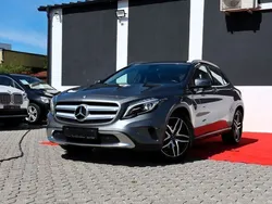 Grau Gebraucht 2014 Mercedes GLA200 SUV | 16.500 € (Etwas zu teuer)