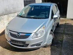 Grau Gebraucht 2009 Opel Corsa Limousine | 1.990 € (Guter Preis)