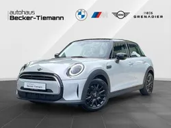 White silver Gebraucht 2022 Mini Cooper Kleinwagen | 21.488 € (Fairer Preis)
