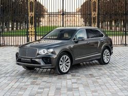 Braun Gebraucht 2023 Bentley Bentayga SUV | 224.900 € (Teuer)