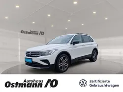Weiß Gebraucht 2022 VW Tiguan Sport SUV | 33.990 € (Fairer Preis)
