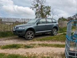 Grau Gebraucht 2004 VW Touareg SUV | 6.399 € (Teuer)