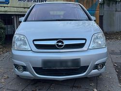 Silber Gebraucht 2006 Opel Meriva Cosmo Van / Kleinbus | 3.700 € (Fairer Preis)