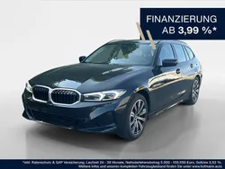 Saphirschwarz metallic Gebraucht 2024 BMW 320 Comfort Edition Kombi | 37.890 € (Guter Preis)