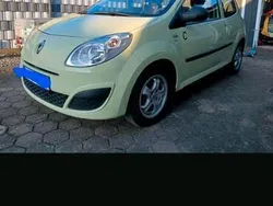 Gelb Gebraucht 2009 Renault Twingo Kleinwagen | 2.250 €