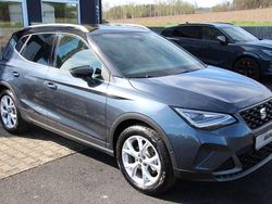 Magneticgraumetallic Neu 2025 Seat Arona FR SUV | 26.385 € (Fairer Preis)