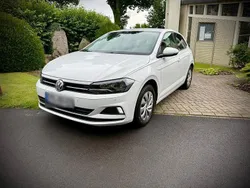 Weiß Gebraucht 2018 VW Polo Trendline Kleinwagen | 9.800 € (Guter Preis)