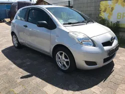 Silber Gebraucht 2010 Toyota Yaris Kleinwagen | 1.750 € (Superpreis)