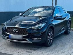 Schwarz Gebraucht 2016 Infiniti QX30 Premium SUV | 14.950 €
