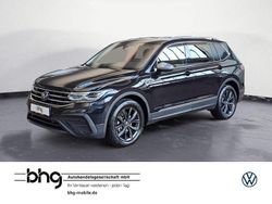 Schwarz Gebraucht 2024 VW Tiguan Allspace Life SUV | 37.990 € (Fairer Preis)