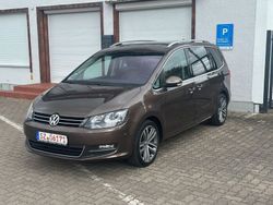 Braun Gebraucht 2012 VW Sharan Highline Van / Kleinbus | 9.999 € (Guter Preis)