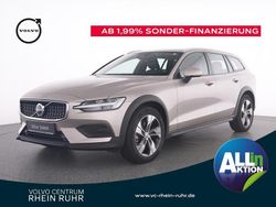 Silber bright dusk / metallic Gebraucht 2023 Volvo V60 CC Plus Kombi | 35.990 € (Superpreis)