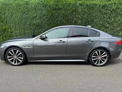 Grau Gebraucht 2017 Jaguar XE R-Sport Limousine | 21.490 € (Fairer Preis)