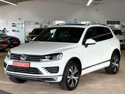 Pure white Gebraucht 2016 VW Touareg R-line SUV | 32.990 € (Teuer)