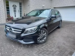 Schwarz Gebraucht 2016 Mercedes C180 Avantgarde Kombi | 17.900 € (Fairer Preis)