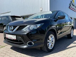 Schwarz Gebraucht 2017 Nissan Qashqai Acenta SUV | 12.999 € (Fairer Preis)
