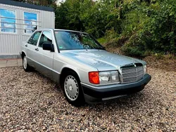 Silber Gebraucht 1991 Mercedes 190 Limousine | 7.950 €