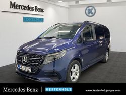 Sodalithblau Gebraucht 2024 Mercedes V250 AMG Van / Kleinbus | 76.400 € (Etwas zu teuer)