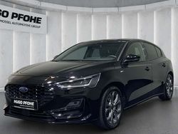 Schwarz Gebraucht 2022 Ford Focus ST-Line Limousine | 20.950 € (Fairer Preis)