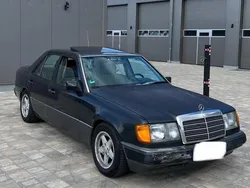 Gebraucht 1990 Mercedes E200 Limousine | 3.099 €