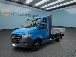 Blau Gebraucht 2021 Mercedes Sprinter Van | 48.449 € (Etwas zu teuer)