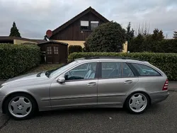 Grau Gebraucht 2003 Mercedes C240 Kombi | 3.150 € (Fairer Preis)