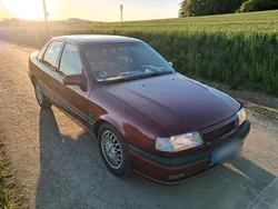 Rot Gebraucht 1993 Opel Vectra Coupé | 2.200 €