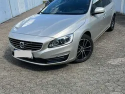 Gebraucht 2016 Volvo V60 Linje Svart Kombi | 14.500 € (Fairer Preis)