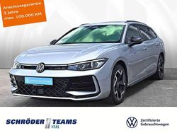 Oyster silver metallic Gebraucht 2024 VW Passat R-line Kombi | 45.980 € (Fairer Preis)