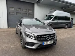 Grau Gebraucht 2019 Mercedes GLA220 AMG SUV | 24.950 € (Fairer Preis)