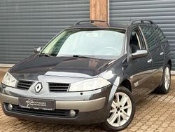 Grau Gebraucht 2005 Renault Mégane GrandTour Kombi | 1.899 € (Fairer Preis)
