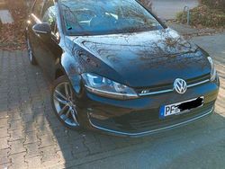 Schwarz Gebraucht 2013 VW Golf Highline Limousine | 8.800 € (Fairer Preis)