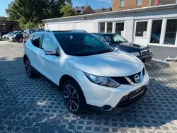 Weiß Gebraucht 2016 Nissan Qashqai 360º SUV | 8.300 € (Superpreis)