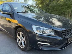Grau Gebraucht 2017 Volvo S60 Business Edition Limousine | 7.600 € (Teuer)