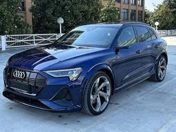 Navarrablau Gebraucht 2022 Audi e-tron Sport SUV | 47.900 € (Guter Preis)