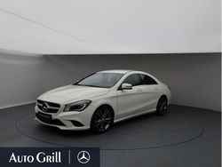 Weiß Gebraucht 2015 Mercedes CLA250 Urban Limousine | 20.290 € (Fairer Preis)