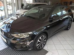 Schwarz Gebraucht 2019 Fiat Tipo Lounge Kombi | 13.950 € (Fairer Preis)