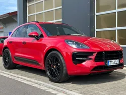 Rot Gebraucht 2021 Porsche Macan GTS Chrono SUV | 74.500 € (Teuer)